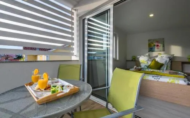 Apartments Holidays Roko