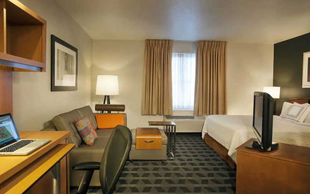 TownePlace Suites Marriott Dulles Airport (Newly Renovated)