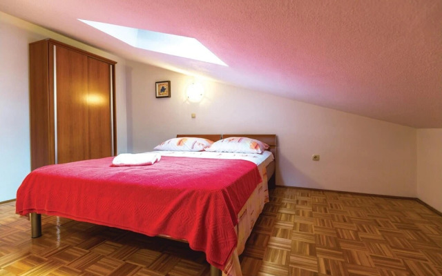 Stunning Home in Makarska With Wifi and 1 Bedrooms