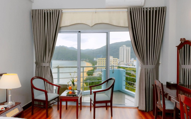Seagull Hotel