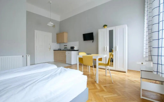 Budget Apartment by Hi5 - Palace Quarter