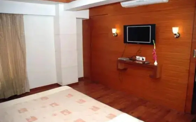 Hotel Dev Coronet