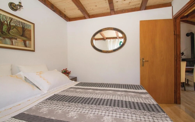 Nice Home in Smokvica With Wifi and 1 Bedrooms