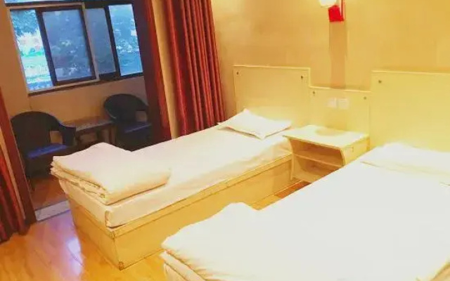 Fuyang Jianzong Kaidi Hotel