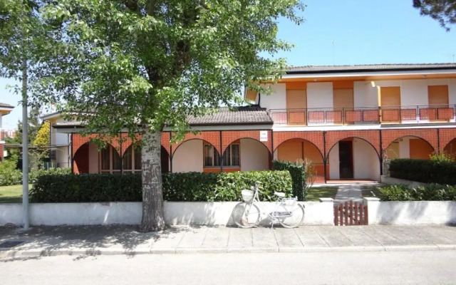 Beautiful House With Garden Near the Beach by Beahost Rentals