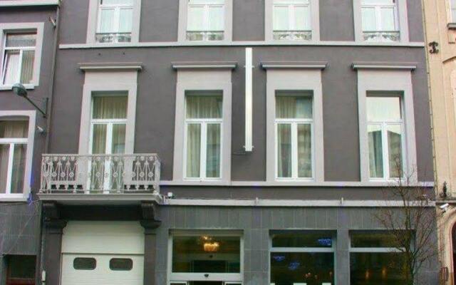 Отель Prestige Бельгия, Брюссель - 3 отзыва об отеле, цены и фото номеров - забронировать отель Prestige онлайн вид на фасад