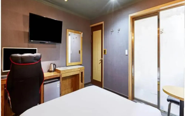 Juan Hotel Some
