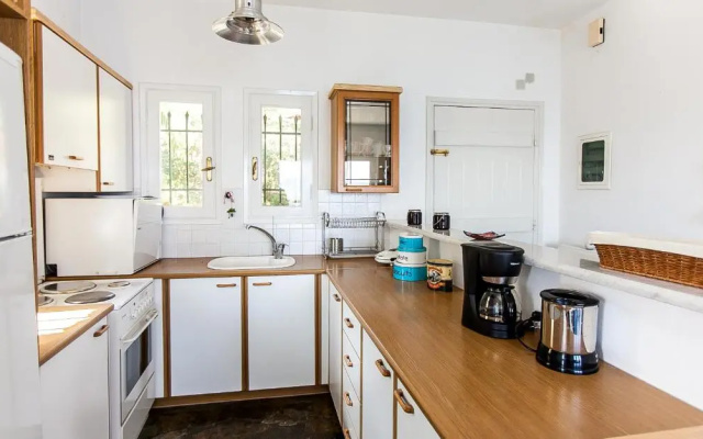 Seaside maisonette in Kiveri, near Nafplion.