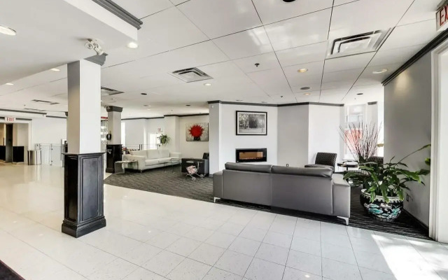 Isabella Hotel & Suites
