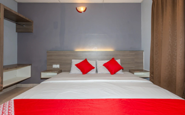 OYO 91258 Qish Hotel Banda Kaba