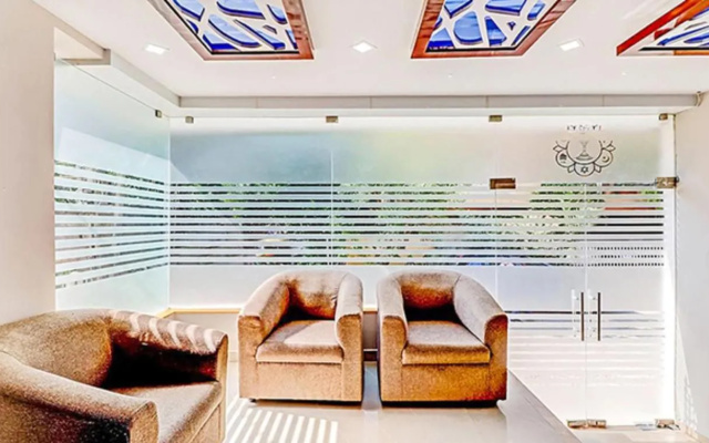 FabHotel Emora Suites