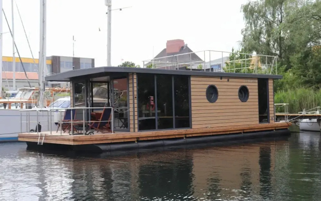 Hausboot Lina, Flensburg