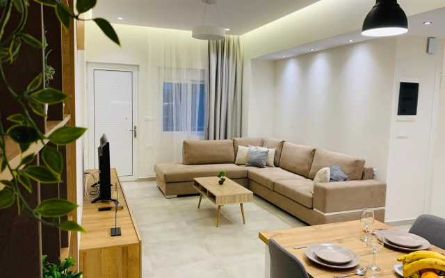 Apartment Marla