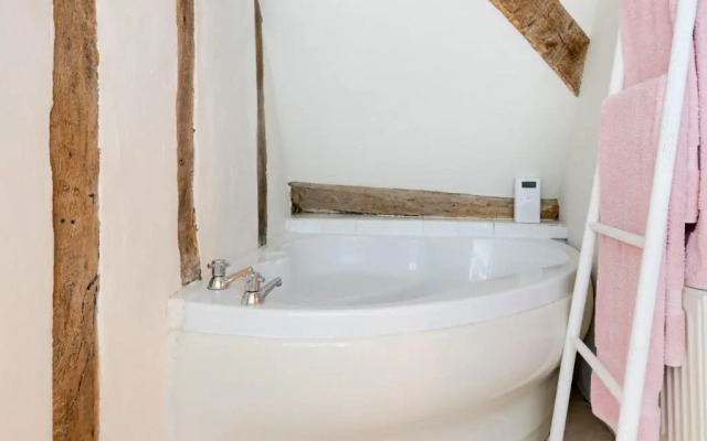 London Cottage