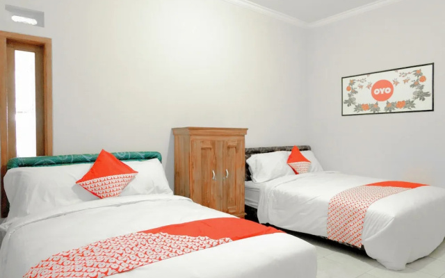 Queen Homestay by OYO Rooms