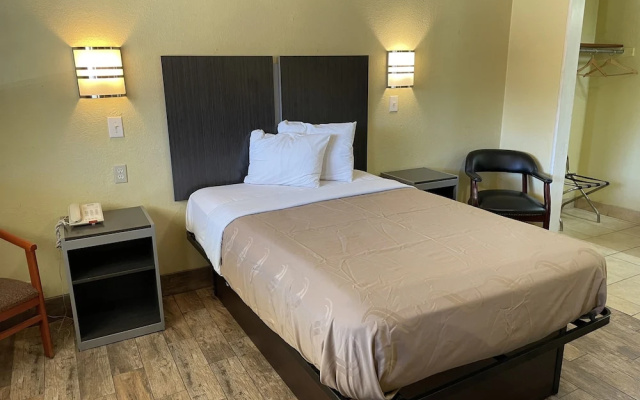 EverGreen Inn & RV