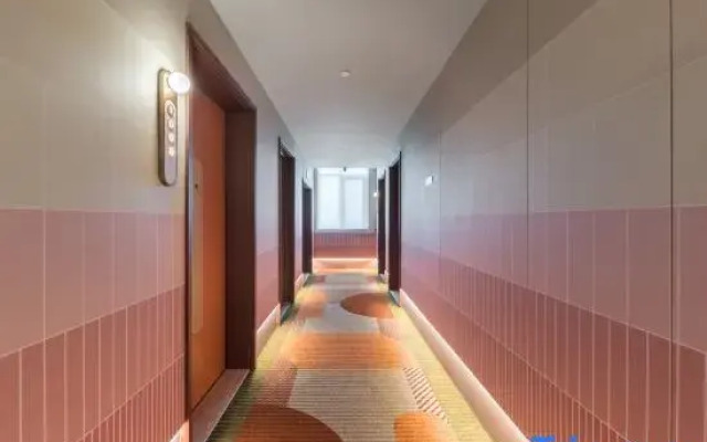 Orange Hotel (Ganzhou Jiangnan Songcheng South Gate Branch)