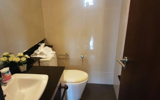 Kris - Modern Spacious 2 Bedrooms Condo With Pool