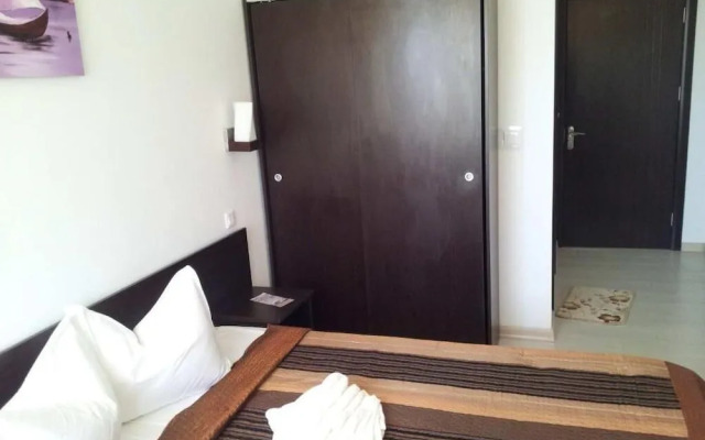 Hotel Azur