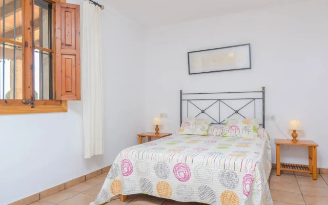 Es Palmer in Campos With 4 Bedrooms and 3 Bathrooms