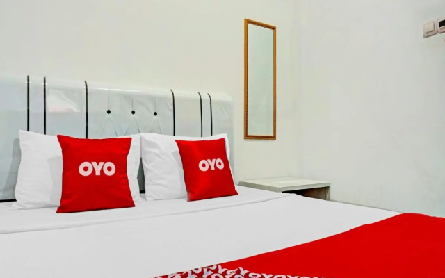OYO 90187 Puri Allisa Syariah