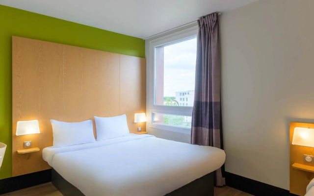 B&B HOTEL Marne-la-Vallée Torcy Gare 3 étoiles
