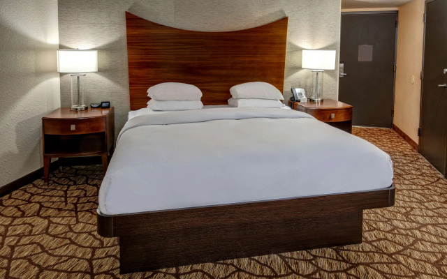 DoubleTree by Hilton Hotel Jackson