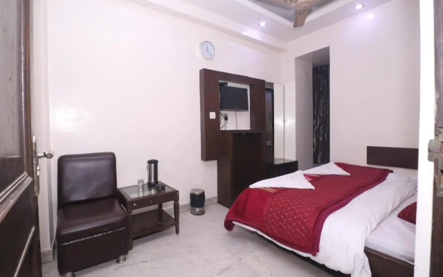 Hotel Priya Palace