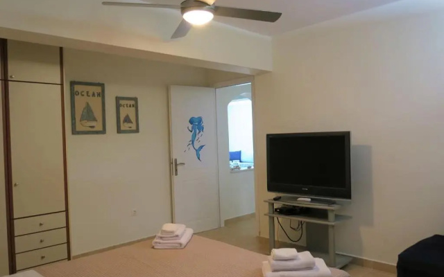 Aeolos apartment a family paradise few steps from the beach