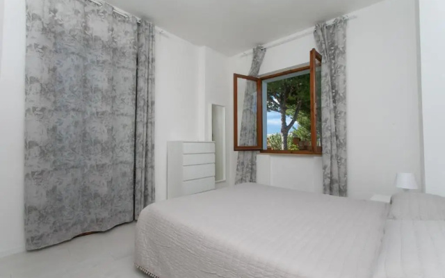 M164 - Marcelli, nuovissimo trilocale con terrazzo