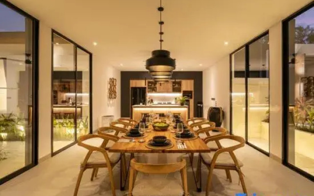 Villa Tetiaroa by BaliSuperHost