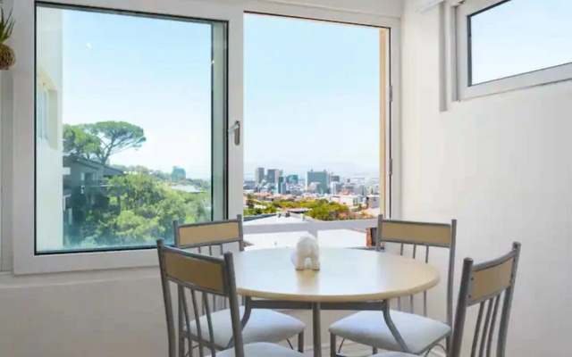 Newly Renovated Studio Apartment in Cape Town