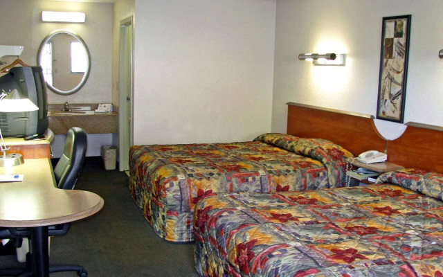 Motel 6 Dayton, OH - Englewood