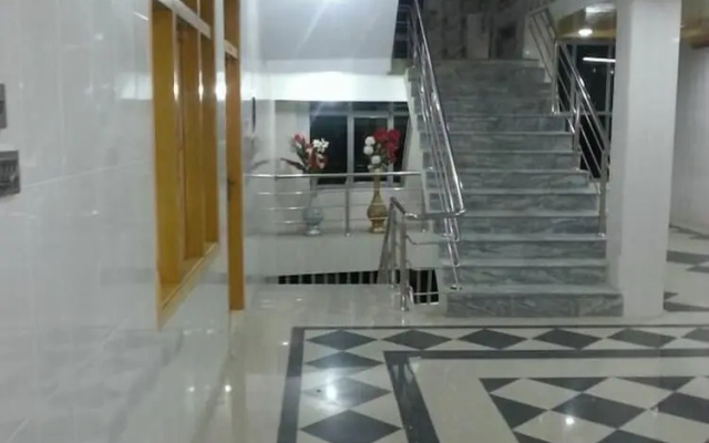 River Palace Hotel