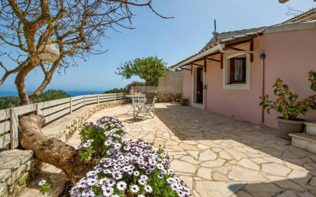 Paxos Couple House by Konnect