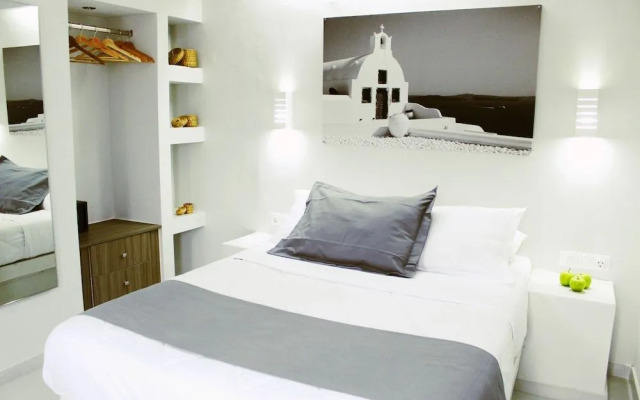 Sea La Vie Beachfront Suites