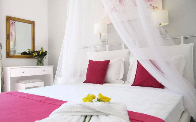 Camara Hotel