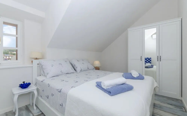 House Morko1