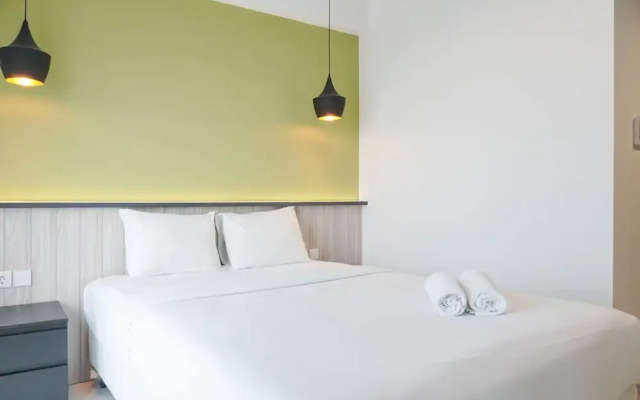 New Furnished with Strategic Place @ Studio West Vista Apartment