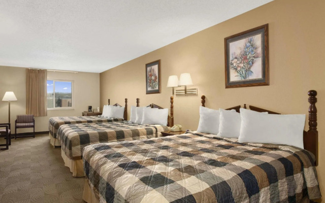Days Inn by Wyndham Sheridan