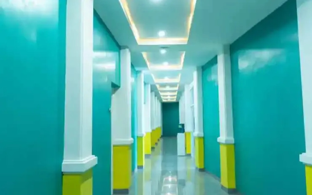 Elephant Inn and Suite Hotel by Sajiwa