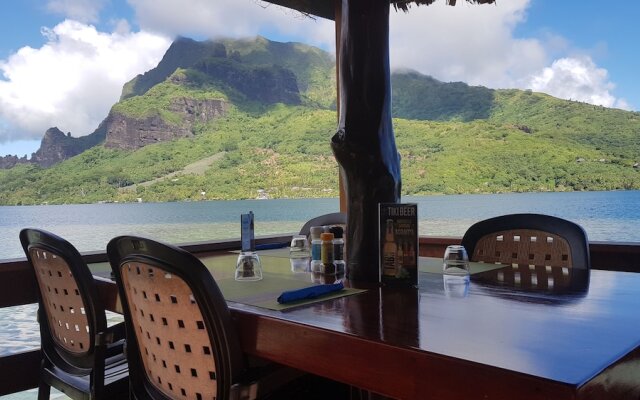 Hotel Kaveka in Moorea, French Polynesia from 257$, photos, reviews - zenhotels.com hotel front