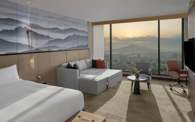 Crowne Plaza Vinh Yen City Centre by IHG