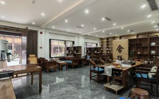 Jiezi Ancient Town Kuanhe Yard Homestay