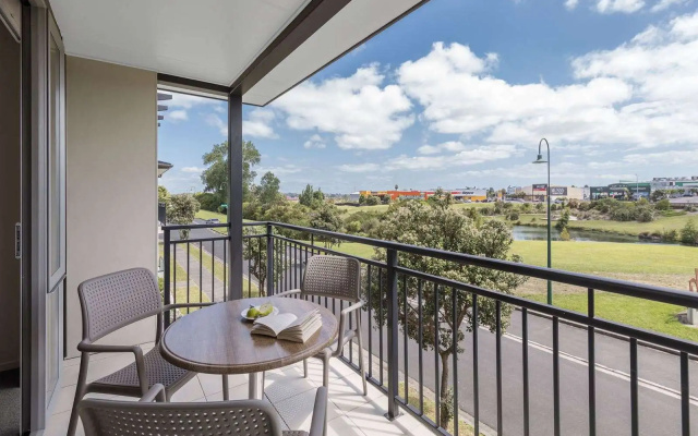 Waldorf Newhaven Apartments