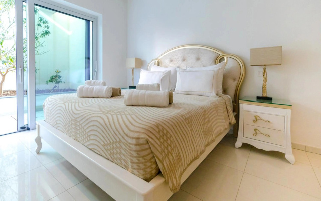 Palace of Mediterranean Beachfront Villa