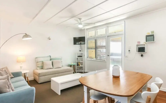 1 Bdr Funky Beach Pad Steps To The Beach W Parking
