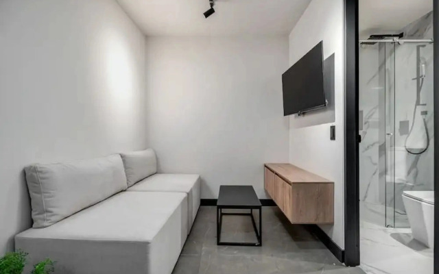 Housy Laureles - 203