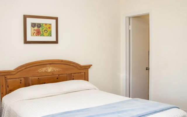 Orange Hill Beach Inn