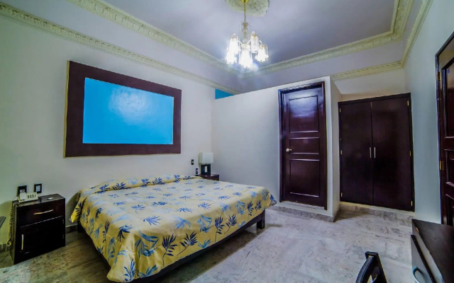 Hotel Casa Blanca